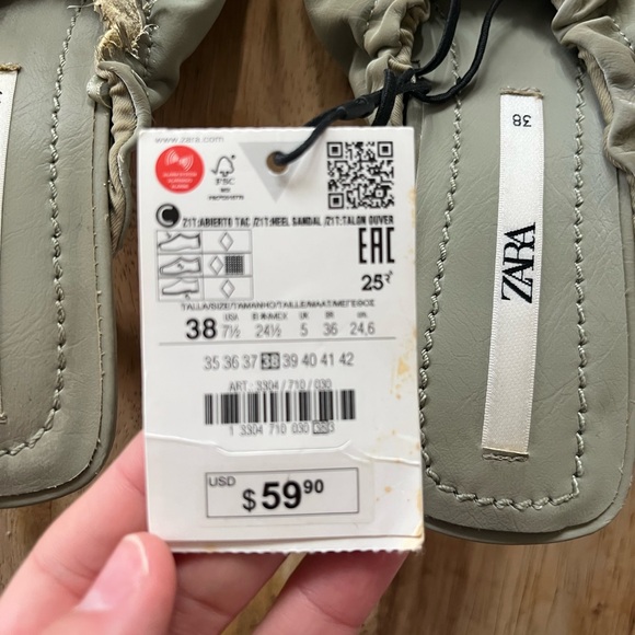 Zara Women's Chic Gray Ruched Sandals - Picture 2 of 5